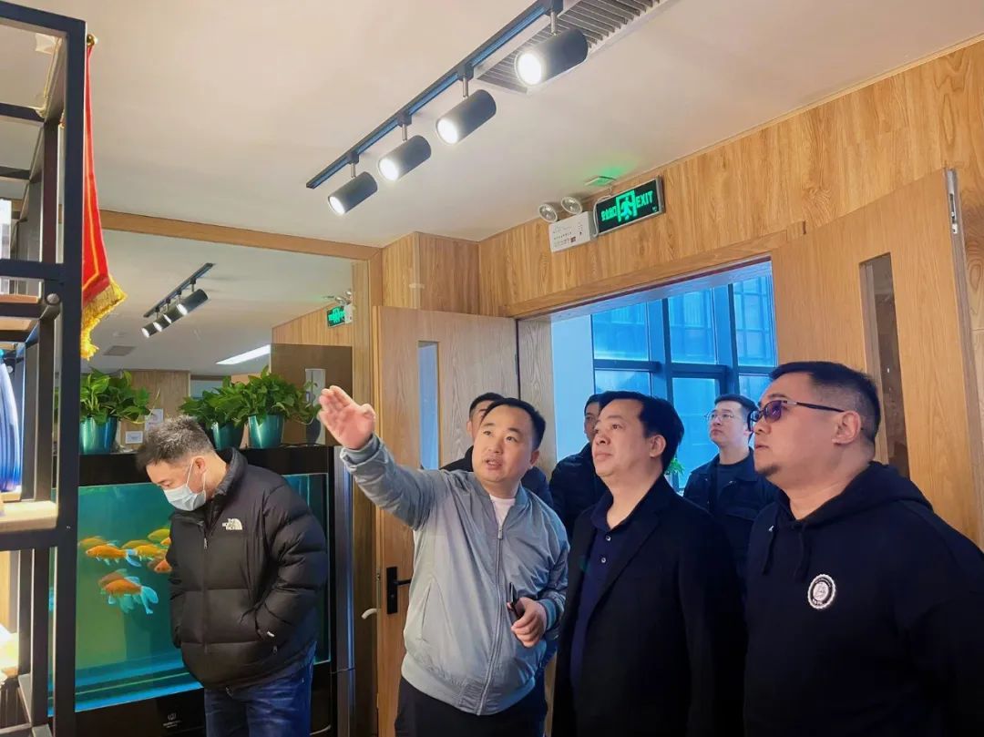 郑州市体育局、郑东新区教文体局领导莅临PA视讯体育调研指导